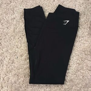 Gym shark leggings